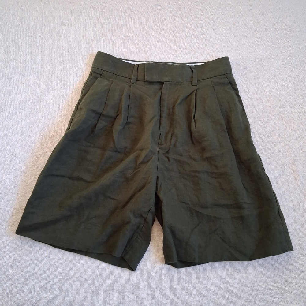banana republic linen Palma bermuda shorts green 4 coastal quiet luxury tailored